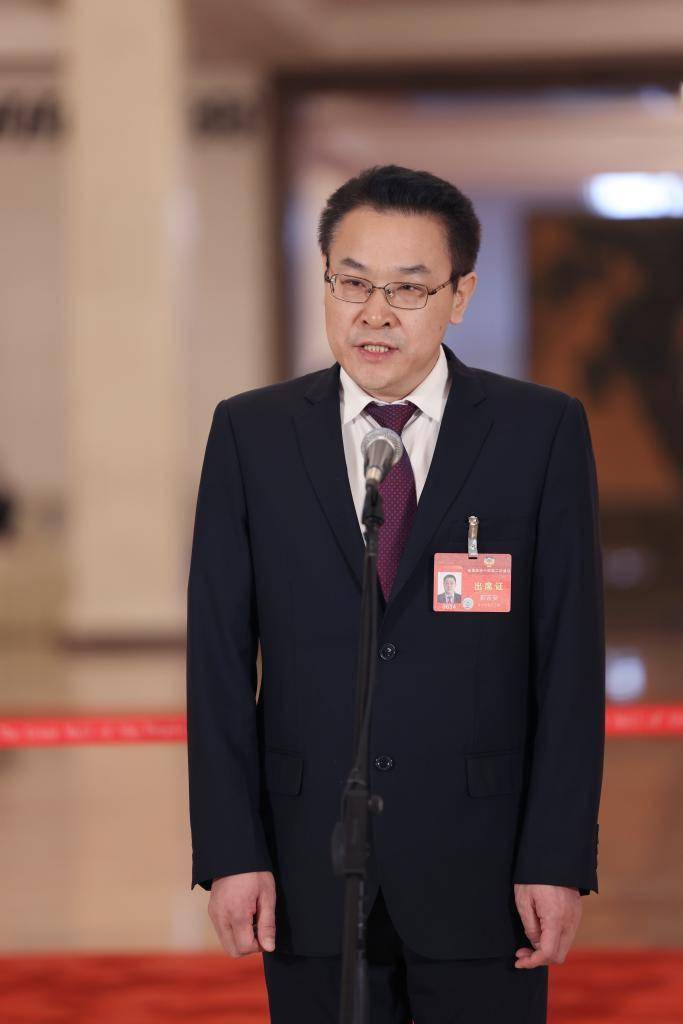 接受采访-千龙网·中国首都网