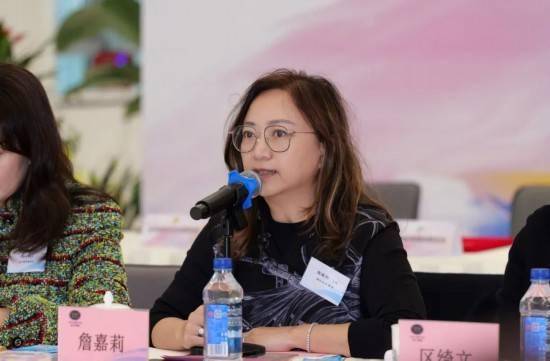 粤港澳大湾区“9＋2”城市群企业家交流座谈会成功举行