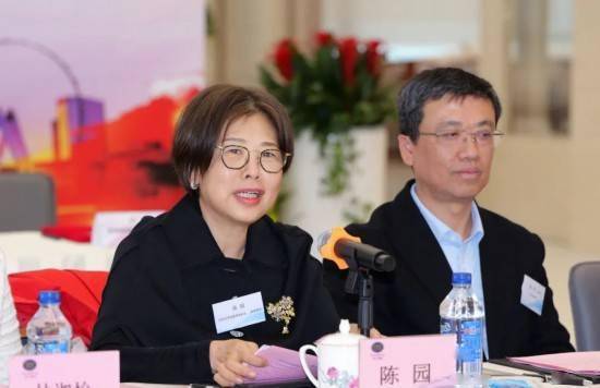 粤港澳大湾区“9＋2”城市群企业家交流座谈会成功举行