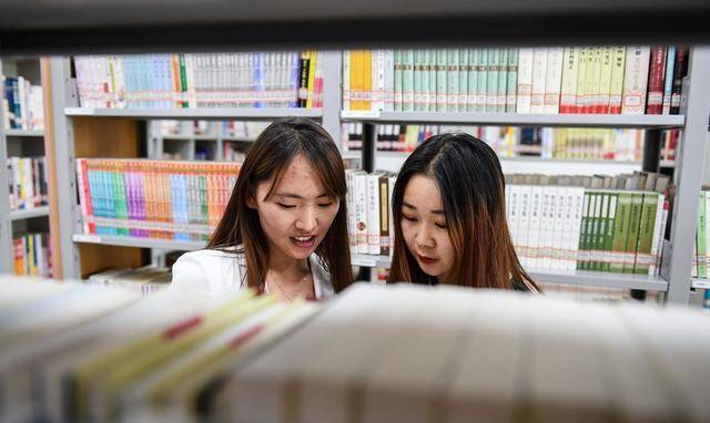 蒙古与中国关系紧张，却有大量女孩入境中国，她们有何目的？