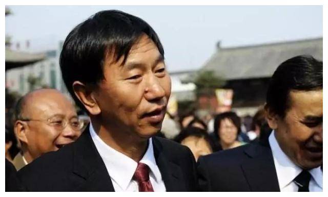 耿彦波：现实版“李达康”，走哪拆哪，离任时市民跪地挽留