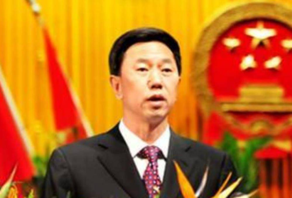 耿彦波：现实版“李达康”，多次在工地晕倒，离任时市民跪地挽留