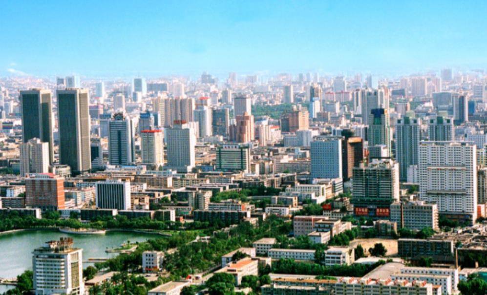 耿彦波：现实版“李达康”，多次在工地晕倒，离任时市民跪地挽留
