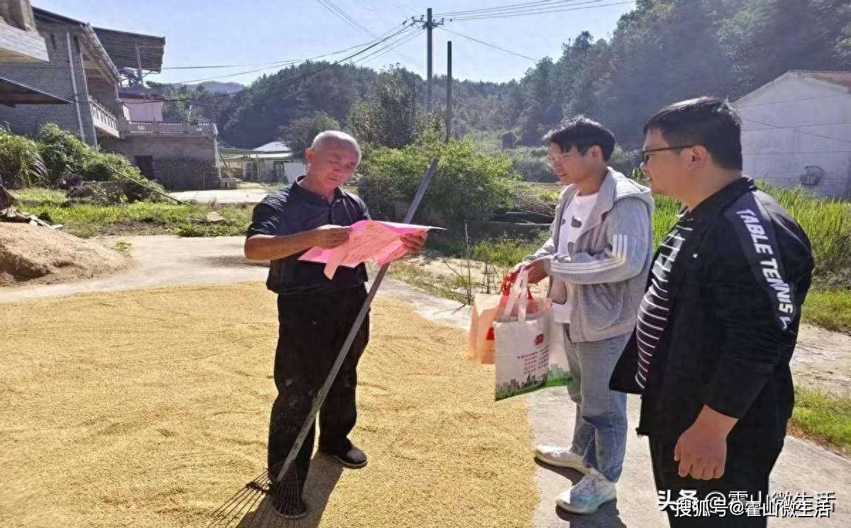 太平畈乡耿家坊村：秋收秋种掀高潮 乡村振兴添活力
